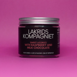 Sød Lakrids - Hindbær - Chokolade 130g - “DED E DÅ LIVÆL HONDANS”