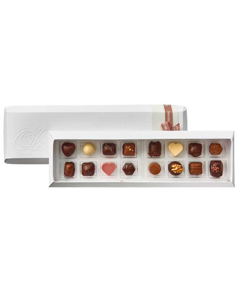 Chokoladeæske m. 16 Dessertstykker - Ole Chokolade Chokoladeæske m. 16 Dessertstykker - Ole Chokolade