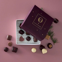 Fyldte JuleChokolader i Juleæske m. 18 stk - Ole Chokolade